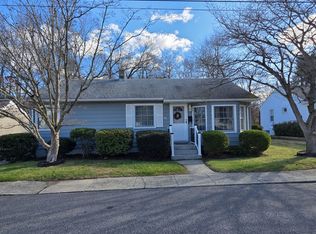 64 Woodrow Ave, Norwich, CT 06360