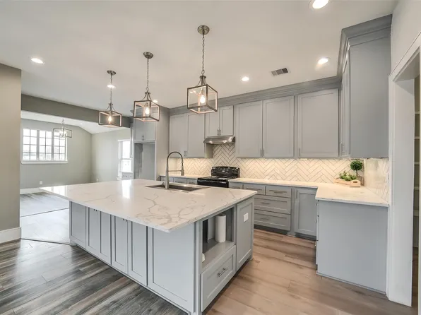 1025 Arizona Dr, Cleveland, TX 77327