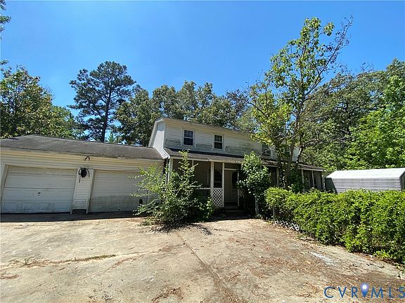 5th image of 460 Thompson Ave
