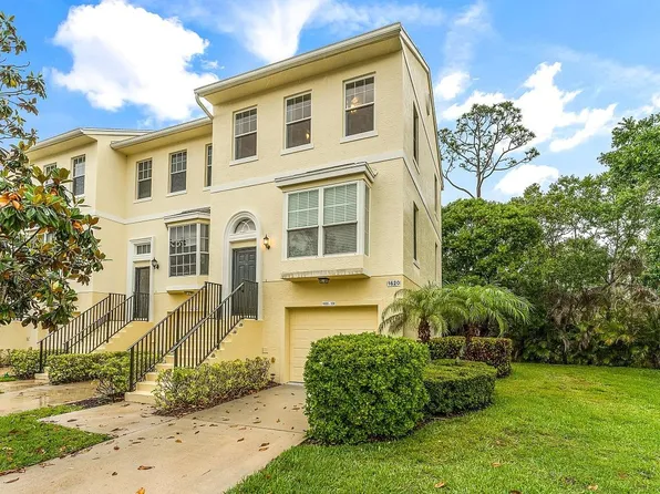 1620 42nd Square #104, Vero Beach, FL 32960