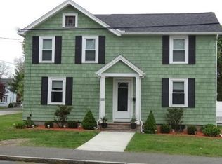 122 Pine St, Woburn, MA 01801