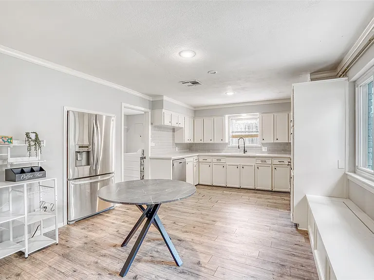 9626 Vilven Ln — Photo 3