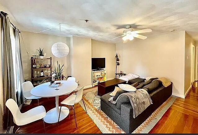 1st image of 10 Hull St APT 4