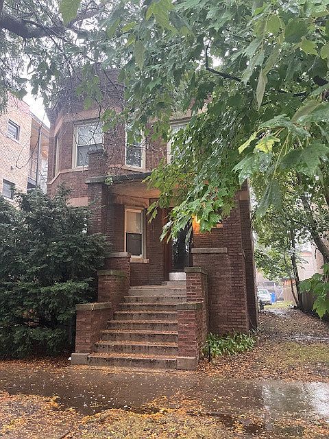 1st image of 1672 W Bryn Mawr Ave
