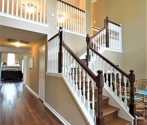 2nd image of 2306 Dogwood St