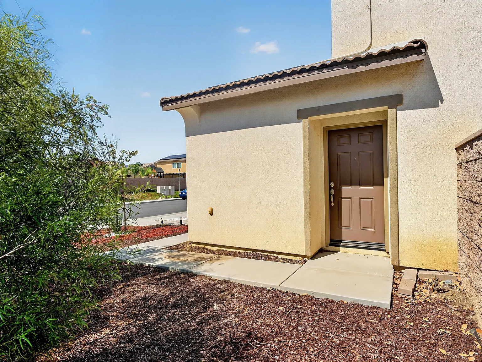 4 bed, 2428 sqft, $3,700 — Photo 2
