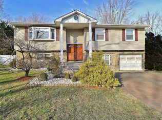 64 Valley Rd, Jackson, NJ 08527
