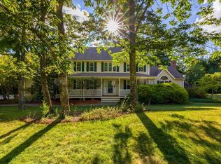 8 Fox Run, Sturbridge, MA 01566
