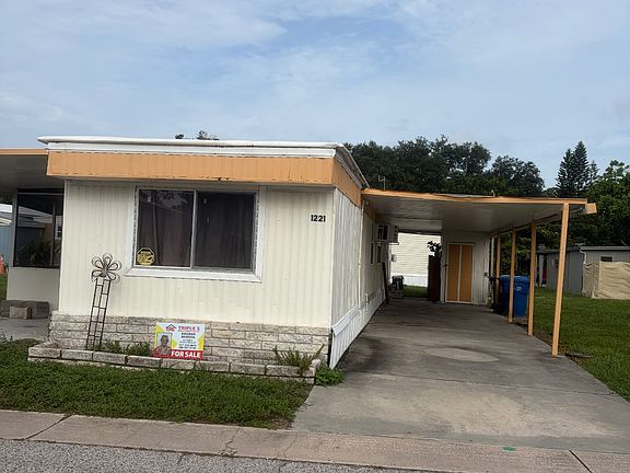 3rd image of 14088 Belcher Rd S Lot 1221
