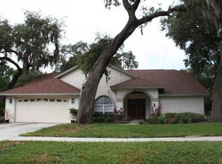 1513 Waterwood Dr, Lutz, FL 33559