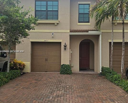 2nd image of 10111 Akenside Dr #10111