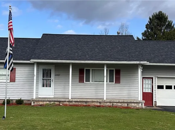 2537 W Brutus St, Weedsport, NY 13166
