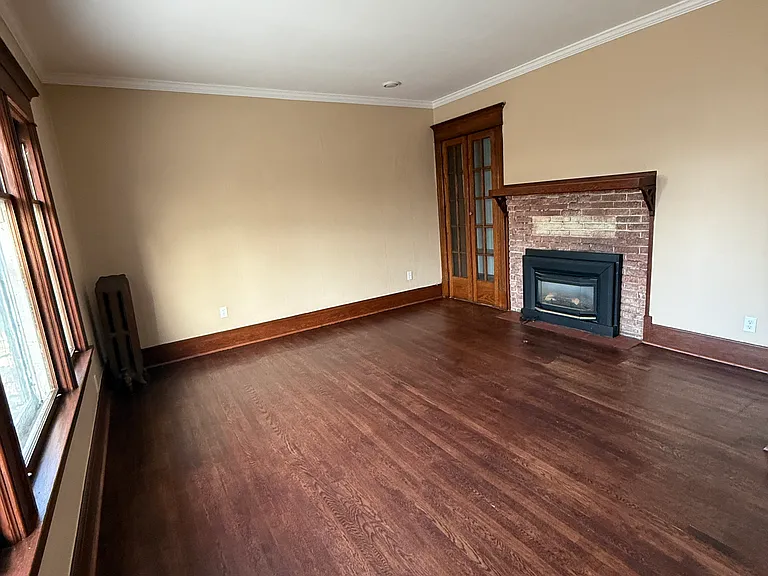 413 Bird Ave #1 — Photo 1