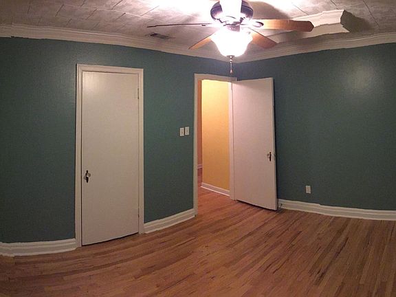 5th image of 215 W Claude St