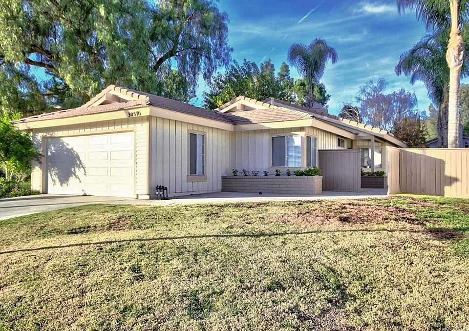 1st image of 30570 Hollyberry Ln