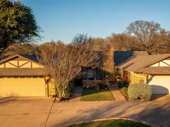 5012 Elms Ct, Granbury, TX 76049