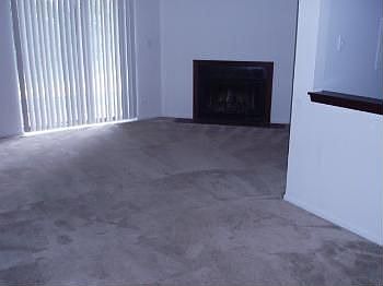 3rd image of 460 E Osage Ln APT 1A