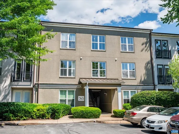 765 Walker Sq APT 2D, Charlottesville, VA 22903