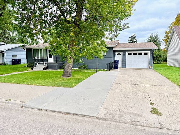 4th image of 603 2nd St