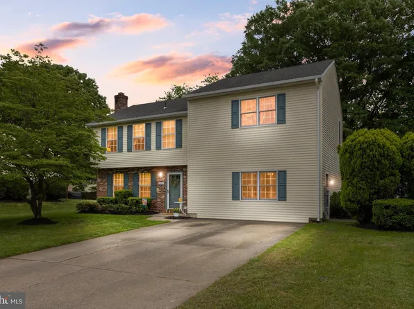 8314 Collins Ave, Pennsauken, NJ 08109