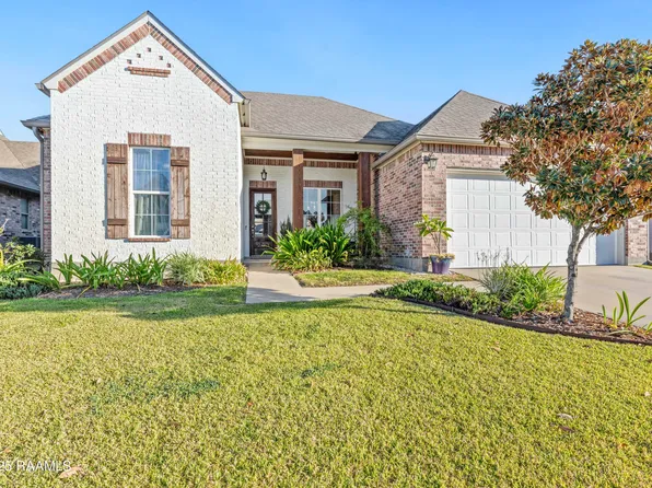 203 Gentle Island Dr, Broussard, LA 70518