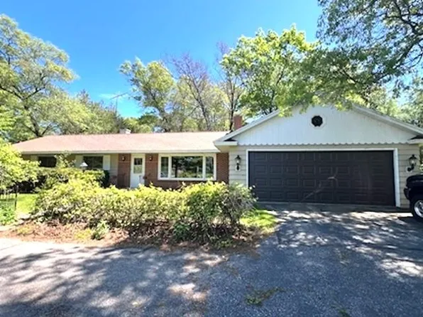 N1514 Shore Dr, Marinette, WI 54143