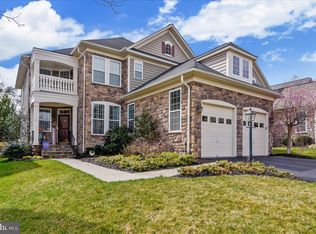 42961 Thornblade Cir, Ashburn, VA 20148