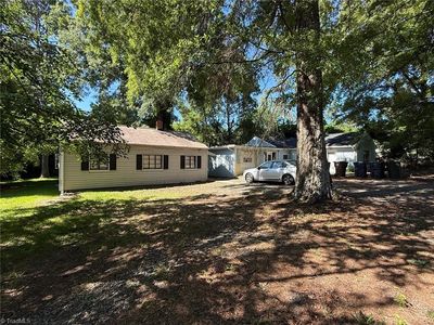 607 Creek Ridge Rd, Greensboro, NC, 27406