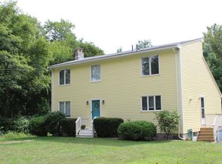 71 Homestead Ln, Attleboro, MA 02703