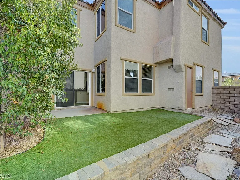 12052 Hathaway Pines Ln — Photo 44