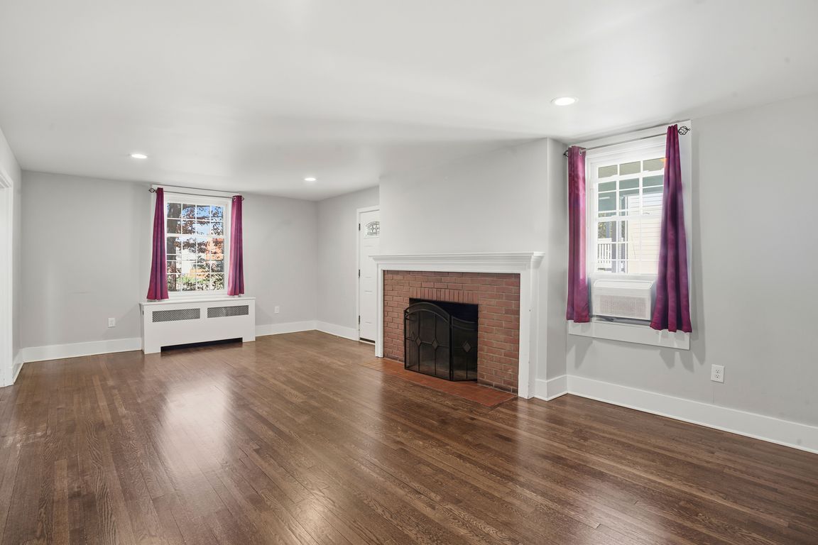 next background image