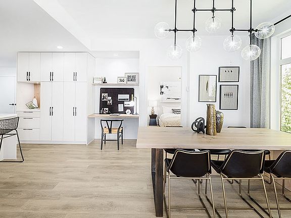 2nd image of 3038 Saint George St Penthouse 3