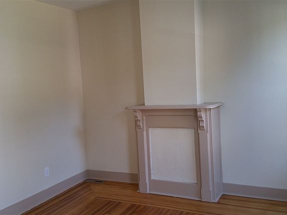 4th image of 3311 7th Ave