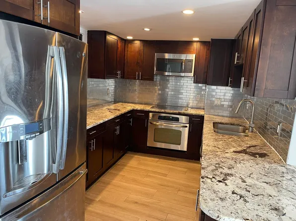 5200 N Flagler Dr APT 2004, West Palm Beach, FL 33407