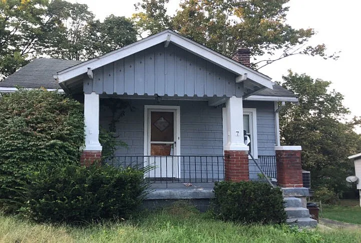 7 21st St photo 1