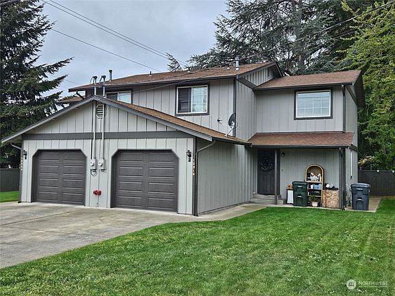 3rd image of 12318 - 12320 Alameda Avenue SW