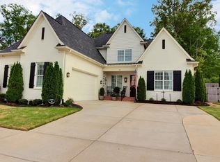 30 Lafayette Crossing Dr, Rossville, TN 38066