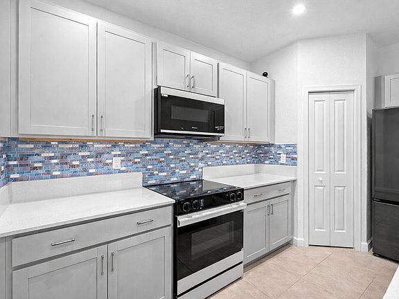 2nd image of 4370 Pond Lily Ln