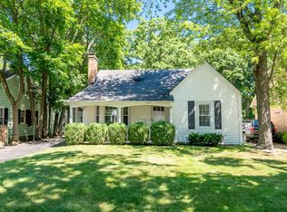 516 Colville Pl, Waukegan, IL 60087