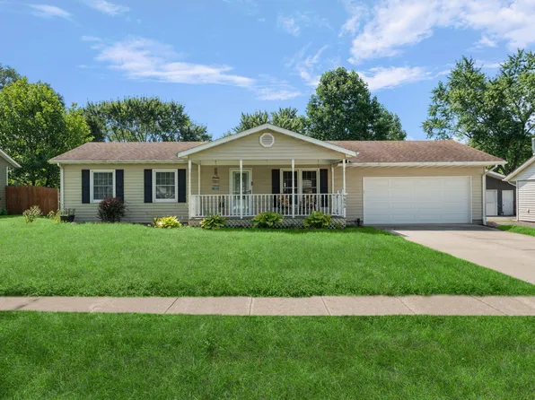 7273 Laurel Ln, Lowell, IN 46356