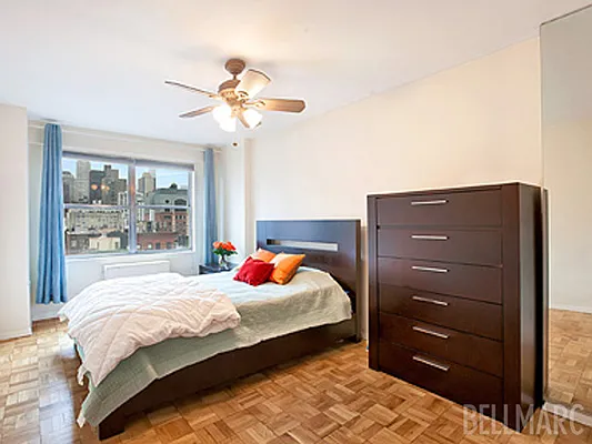 Rented by Bellmarc Realty | media 2