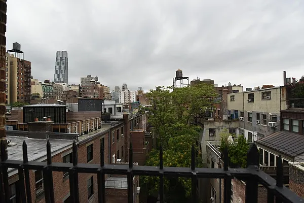 Rented by (Legacy) NY Quality Living Uptown | media 17