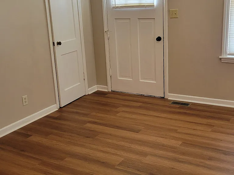 409 S Delaware Ave — Photo 12