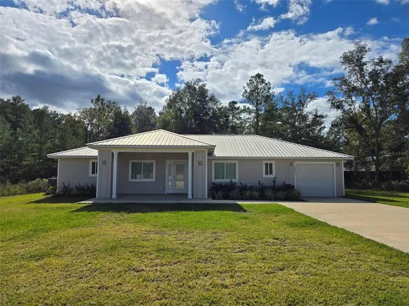 3803 Main St, Hawthorne, FL 32640