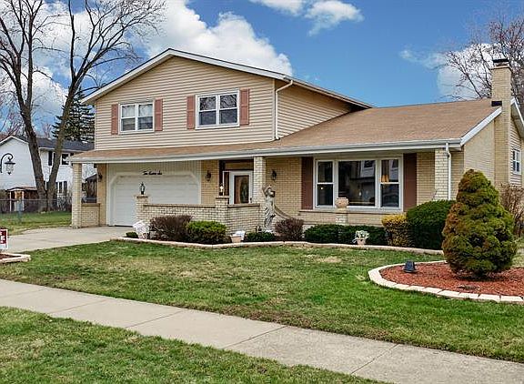 2nd image of 1086 N King Charles Ct