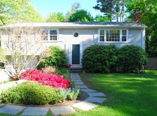 27 Zora Rd, Marion, MA 02738