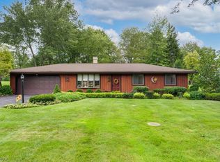 7721 Sagamore Hills Blvd, Northfield, OH 44067
