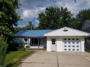 7179 Meldrum Rd, Fair Haven, MI 48023