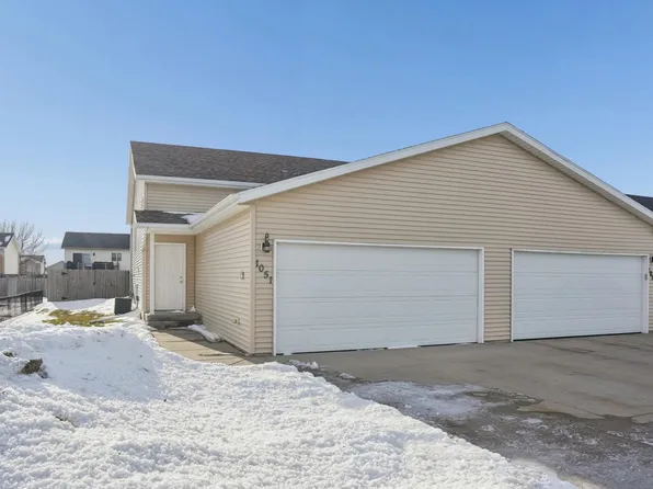 1051 38 1/2 Ave W, West Fargo, ND 58078