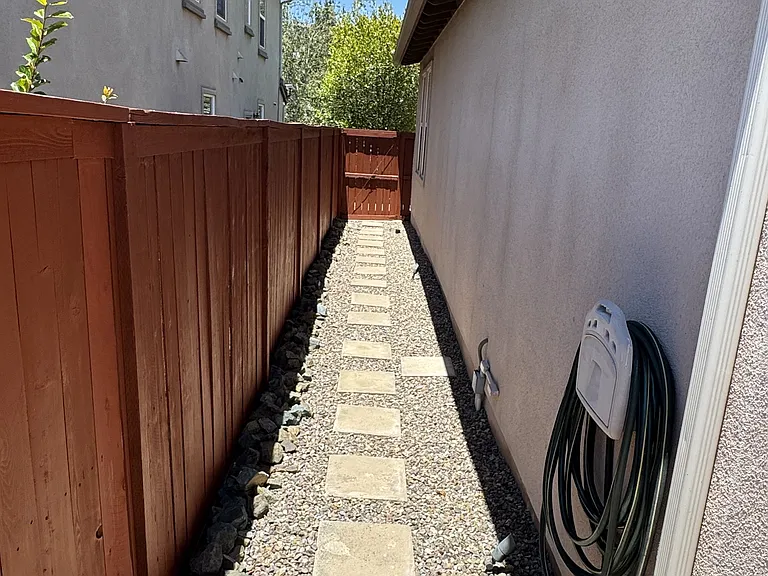 851 Antilla Way — Photo 39
